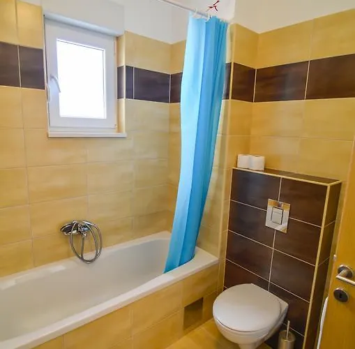 Dalmatian Sea Star 아파트