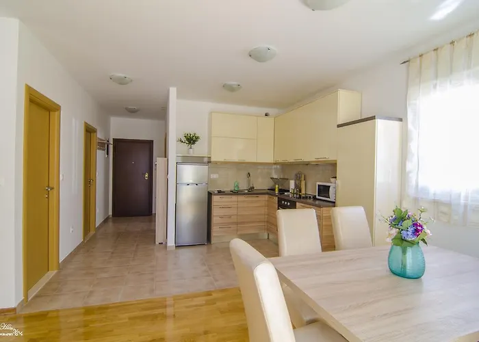 아파트 Dalmatian Sea Star *